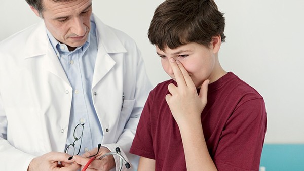 眼干眼涩眼疲劳?不要用眼药水这四招不用花钱 眼睛明亮健康
