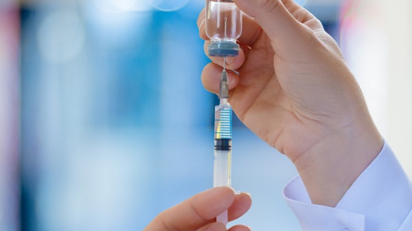 咳嗽能不能打新冠疫苗？哪些疾病不能接种新冠疫苗？