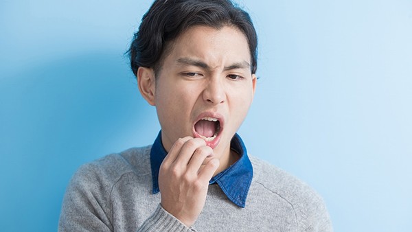 手足口病后手脚脱皮还传染吗