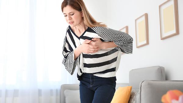 乳腺囊肿和肿瘤的区别是什么