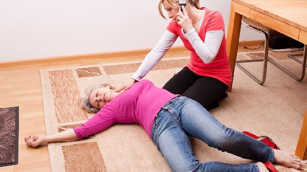猝死是什么原因导致,要注意什么