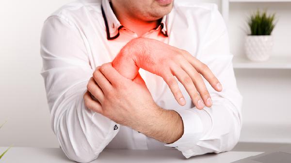 如何治疗狭窄性腱鞘炎