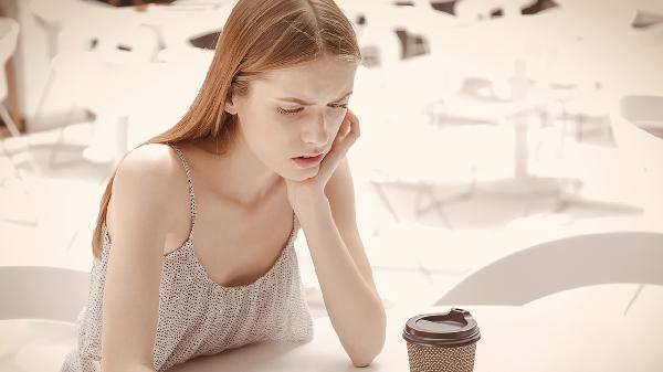 女人更年期是闭经了吗