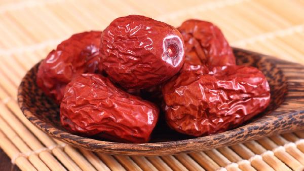 含胆固醇高的食物有哪些