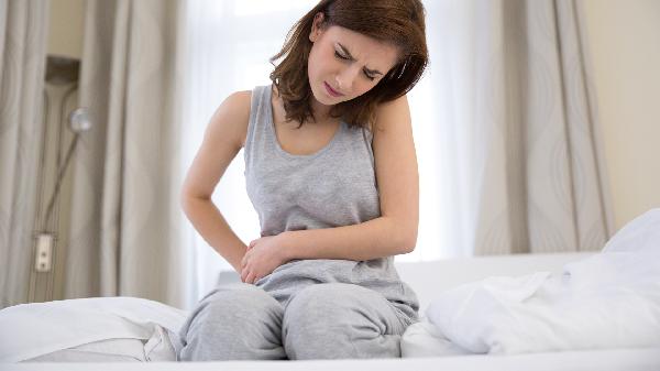 27岁女子爱吃马蹄腹痛两年